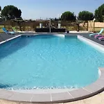 מלון Sous Les Pins