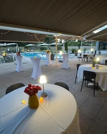 Sous Les Pins Étoile-sur-Rhône