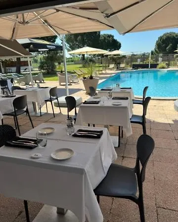Sous Les Pins Étoile-sur-Rhône