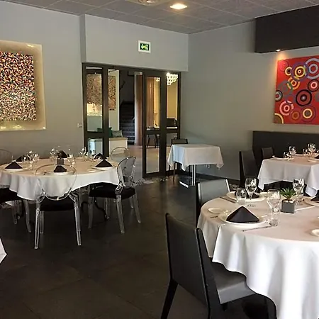 Hotel Sous Les Pins Etoile-sur-Rhone