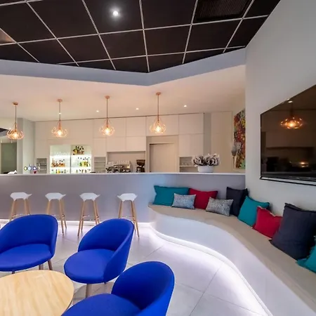 Sous Les Pins Hotel