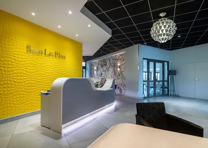 Hotel Sous Les Pins